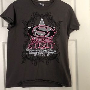 2014 George Strait concert ladies tee NEW
